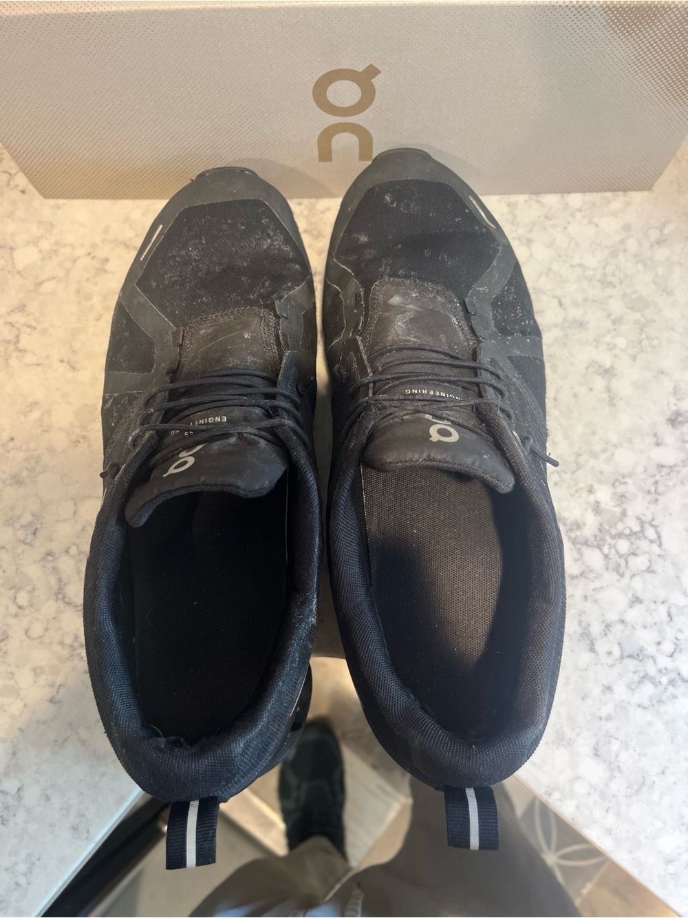 On Running Men’s On Cloud 5 Waterproof Size 11 Black / Black - Picture 6 of 13